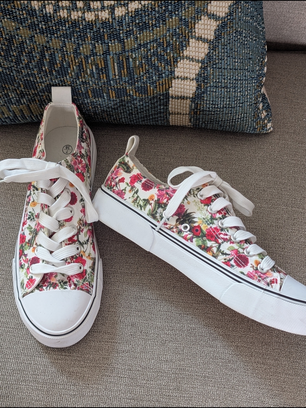 Floral Canvas Low-Top Sneakers - White with Pink & Green Floral Print